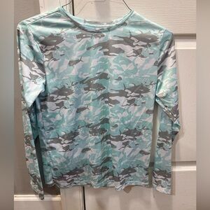Boys camo swim shirt NWOT